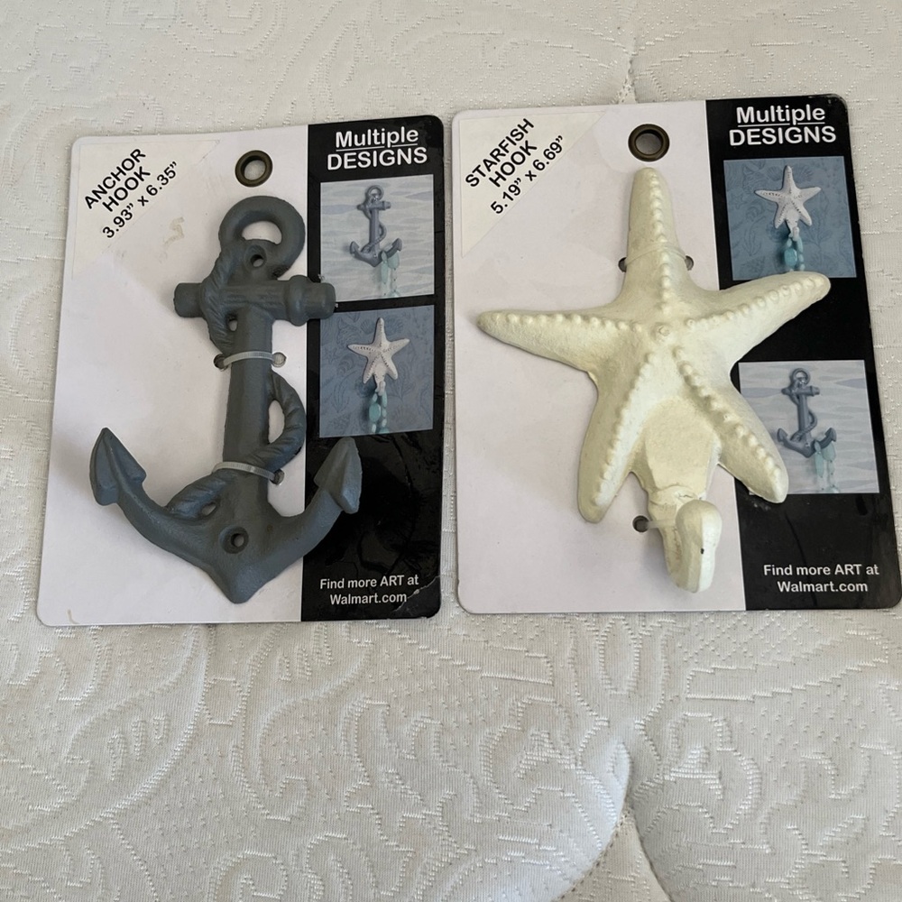 Gray Anchor Wall Hook by‎ and starfish